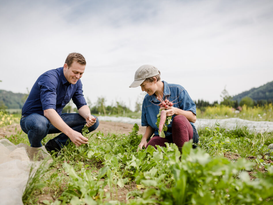 Klima-Landesrat Stefan Kaineder mit Michaela Jancsy (BIO AUSTRIA, Projektleiterin „Appetit auf Zukunft“)