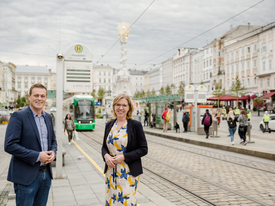 Klimalandesrat Stefan Kaineder und Ministerin Leonore Gewessler bei einem Gesprächstermin im vergangenen September in Linz