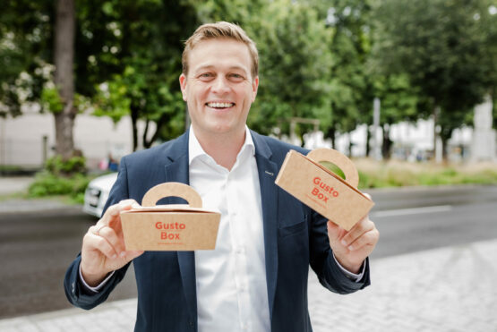 Klima-Landesrat Stefan Kaineder freut sich über die Einführung der Gusto-Box