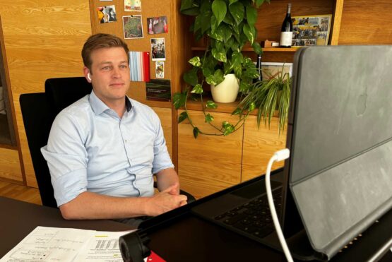 Landesrat Stefan Kaineder tauschte sich per Videokonferenz mit seinen Kolleginnen aus Kärnten und der Steiermark aus