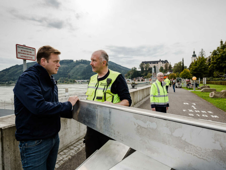 Kaineder bei der Großübung Donauhochwasser in Grein 2022