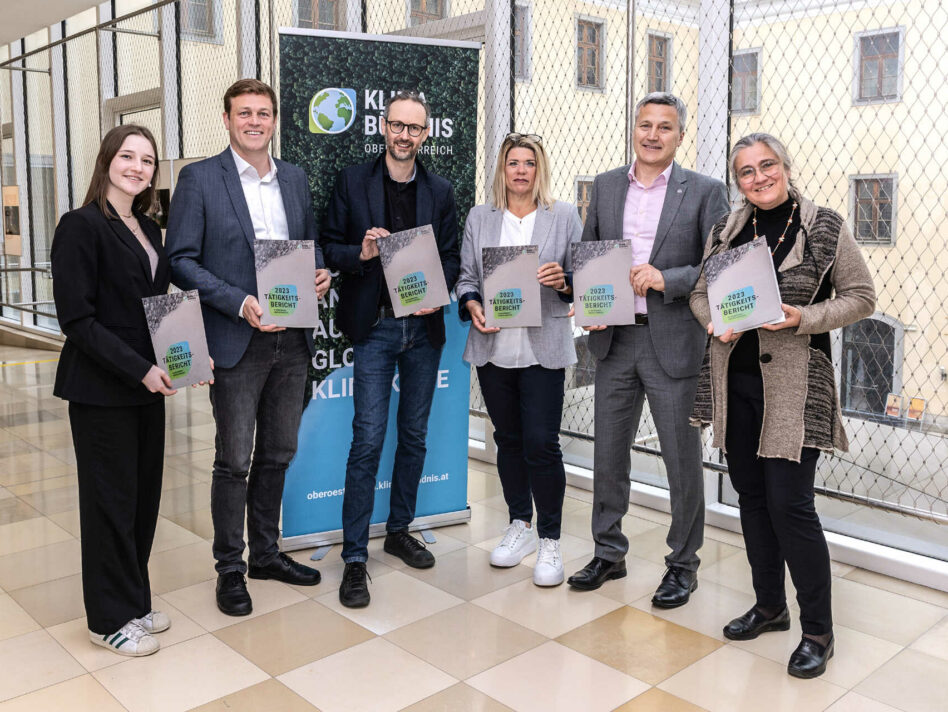 Franziska Eder, Landesrat Stefan Kaineder, Mag. Norbert Rainer, Karin Hofmann, MBA, Dr. Herbert Panholzer und Mag.a Claudia Troia.