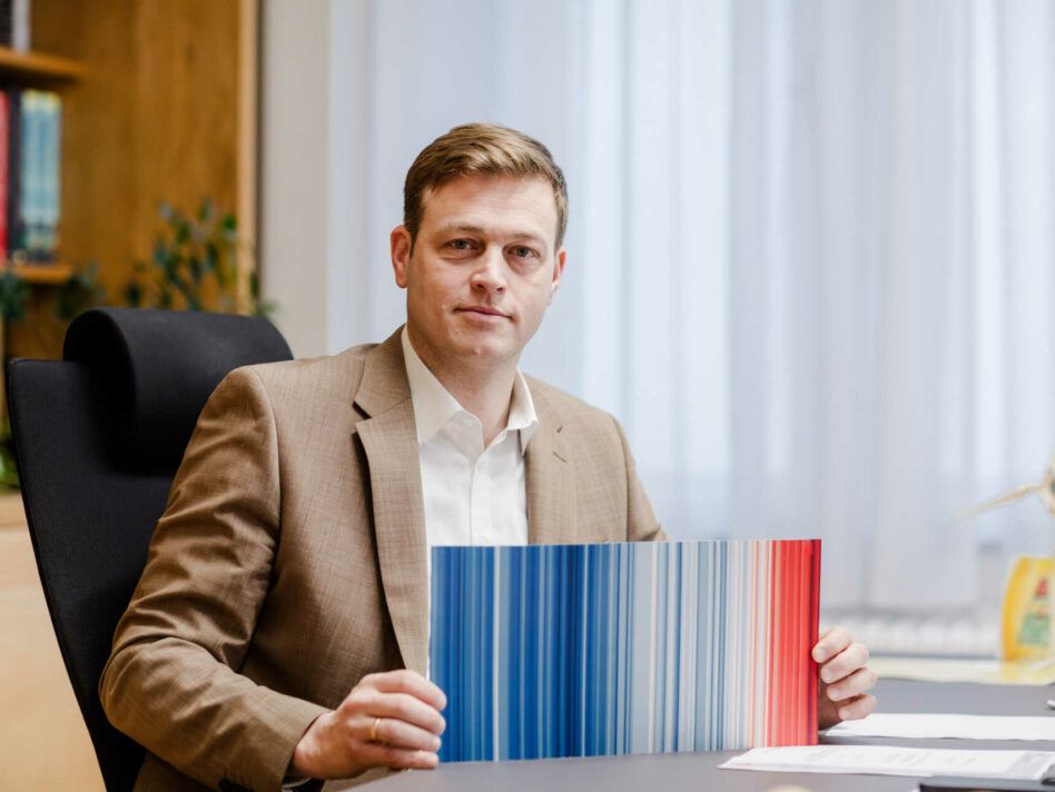 Landesrat Stefan Kaineder fordert entschlossenen Klimaschutz für Oberösterreich.