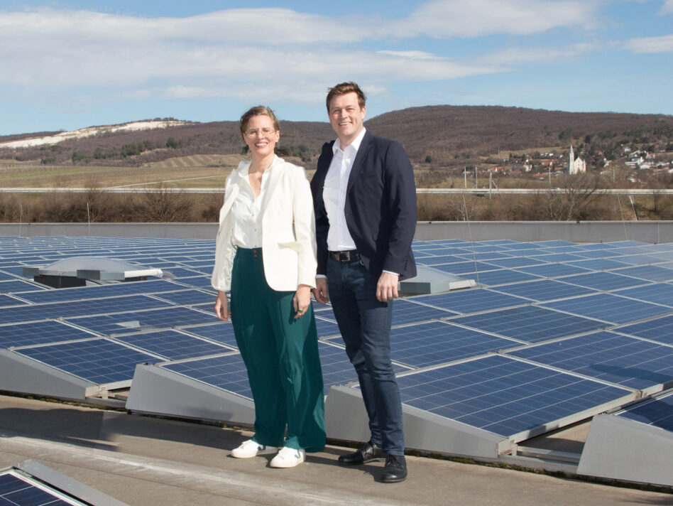 Burgenlands Landeshauptmann-Stellvertreterin Anja Haider-Wallner und Oberösterreichs Landesrat Stefan Kaineder fordern ein Ende der Preisdiskriminierung von Frauen