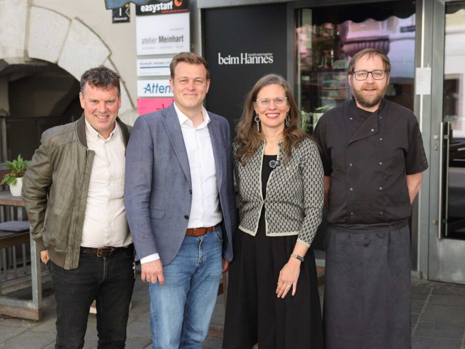 Klaus Bauernfeind, Landesrat Stefan Kaineder, LH-Stv. Anja Haider-Wallner und Johannes Eidenberger