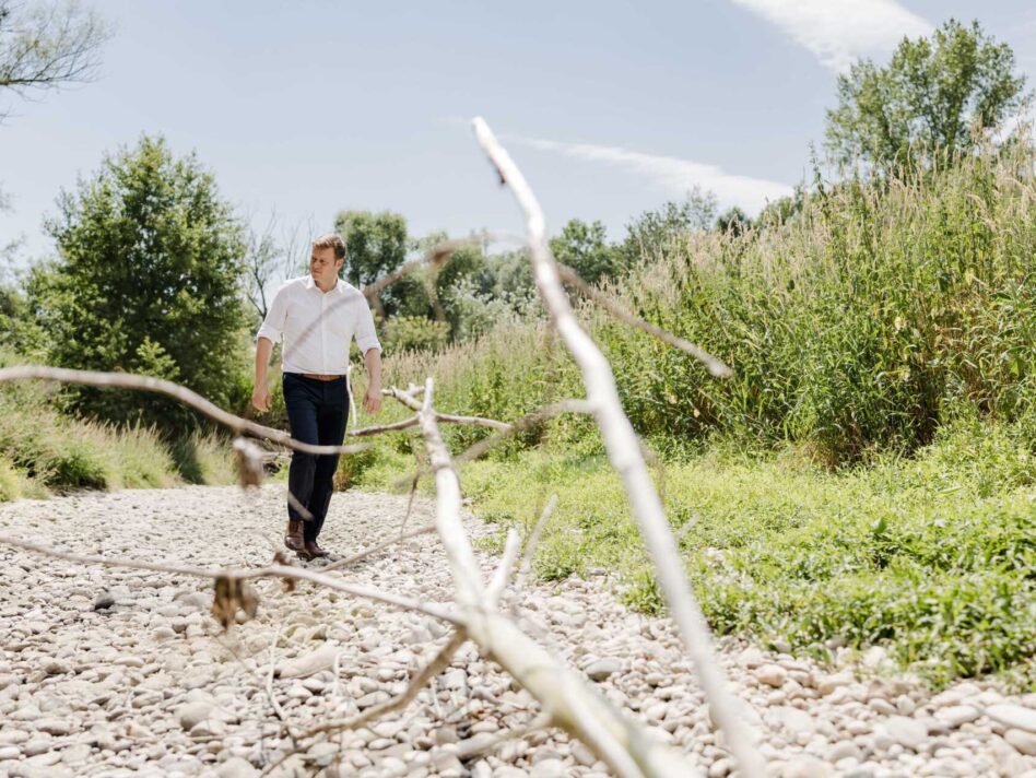 Umwelt- und Klima-Landesrat Stefan Kaineder warnt vor den Auswirkungen der Klimakrise auf unsere Heimat.