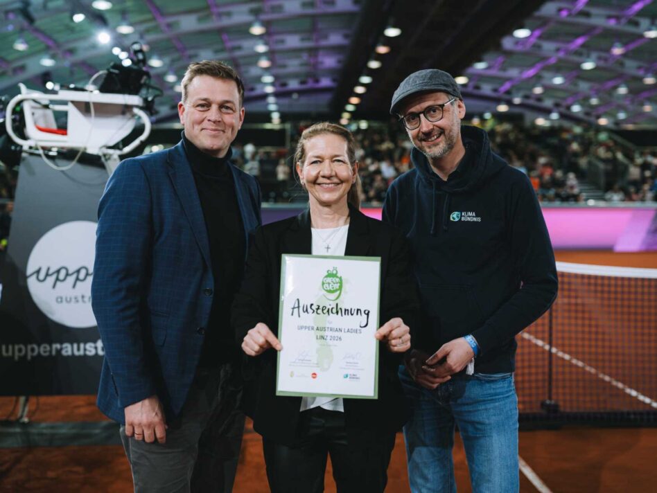 Landesrat Stefan Kaineder, Turnierdirektorin Sandra Reichel, Norbert Rainer